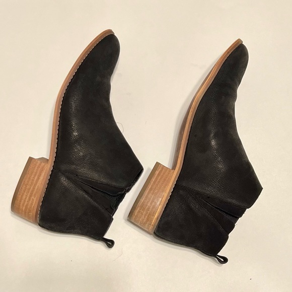 BP genuine leather black booties size 6.5 women’s - Picture 3 of 5